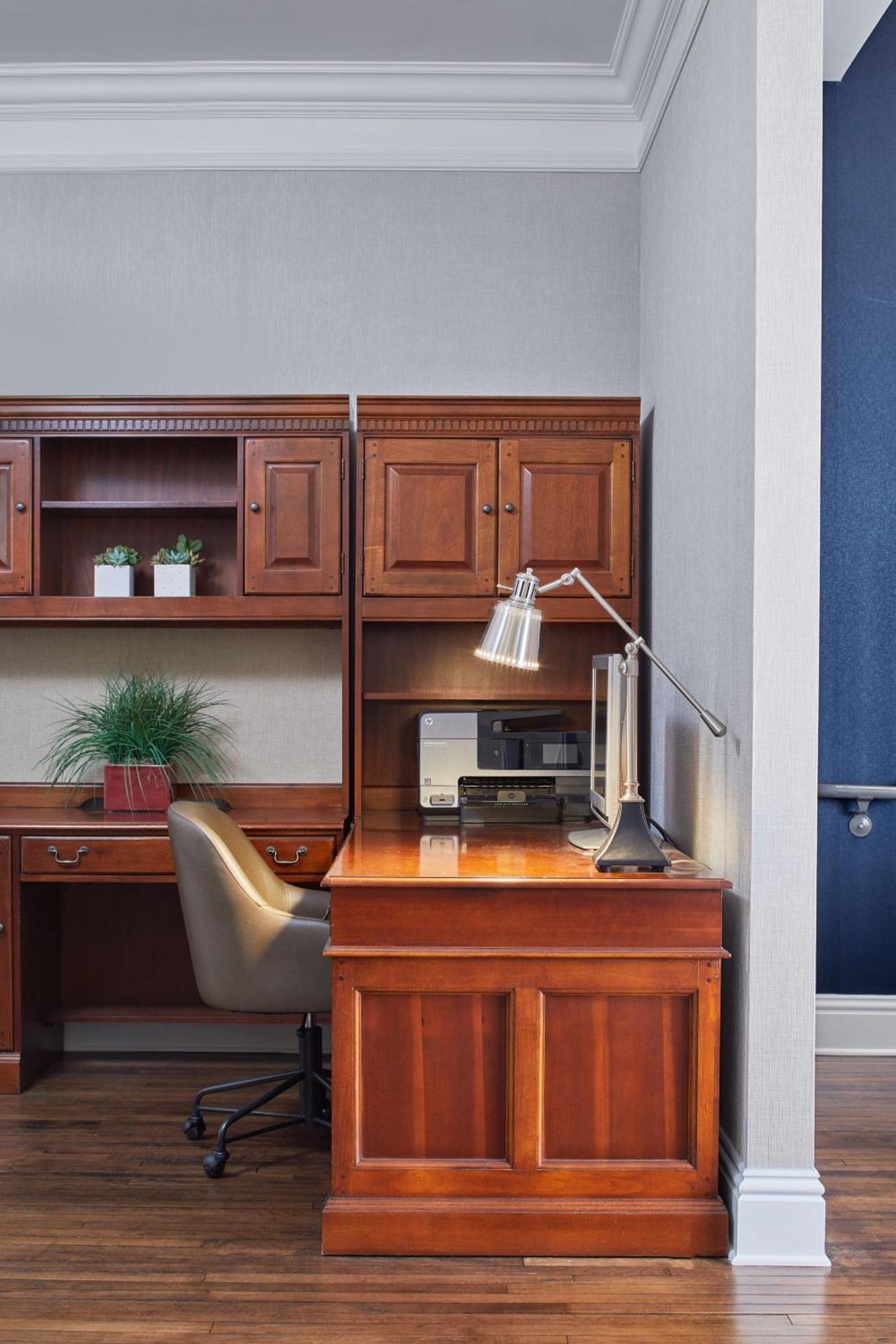 Springhill Suites Memphis Downtown Екстериор снимка