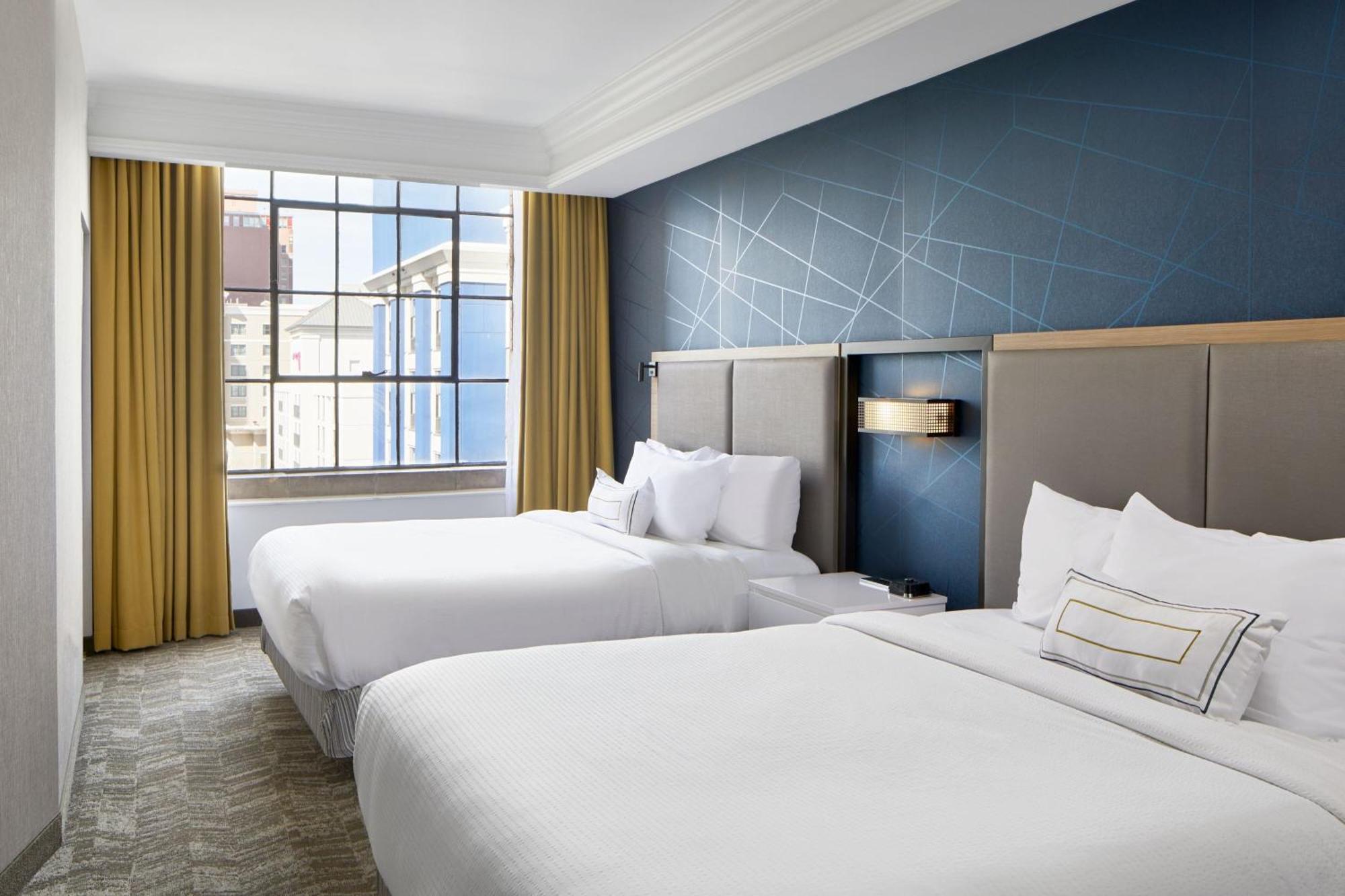 Springhill Suites Memphis Downtown Екстериор снимка