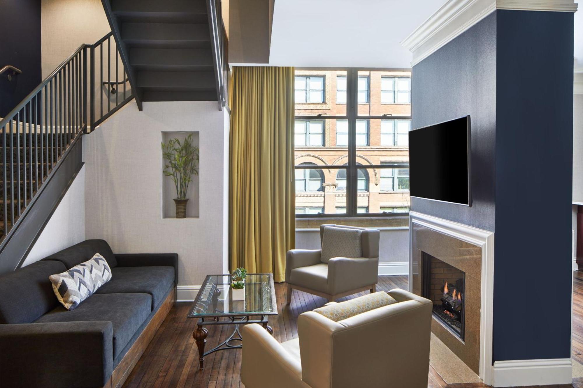 Springhill Suites Memphis Downtown Екстериор снимка