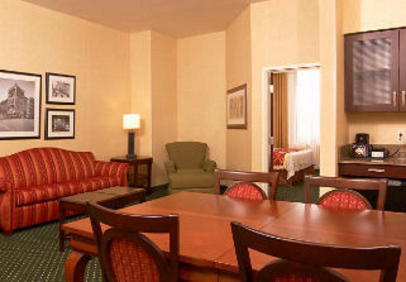 Springhill Suites Memphis Downtown Екстериор снимка